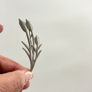 Lovell Designs Ken Kantro Windswept Brooch Pin Pewter Modernist Cattail Reed 3"